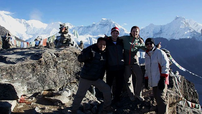 Guided Trek vs Independent Trek in Nepal