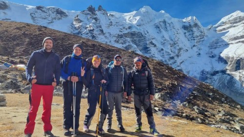 group of Mera peak