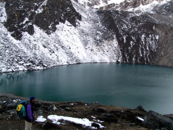 lake in gokyo