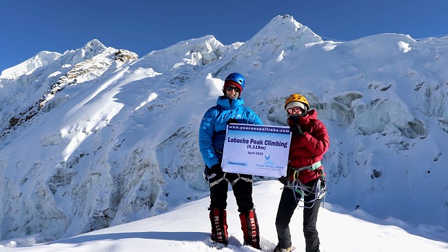 Lobuche Peak Climbing via Gokyo, Cho La Pass and Everest Base Camp