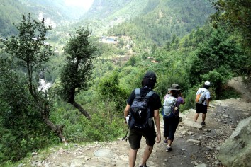 trekking