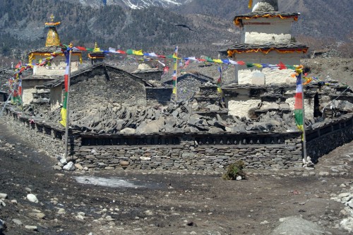 chhorten in nepal